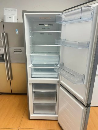 Nevera Hisense Alta 185cm Ancho 60cm