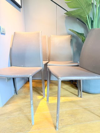 4 Sillas de comedor modernas