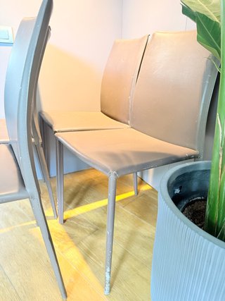 4 Sillas de comedor modernas