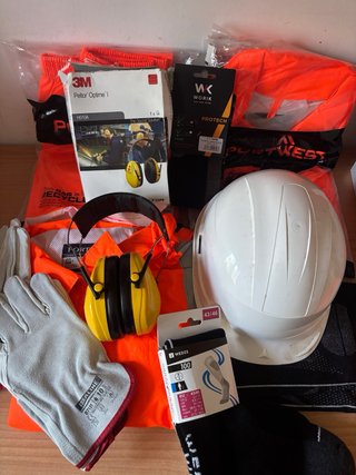 Lotto abbigliamento lavoro esterno tg 43/L-M