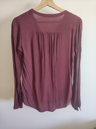 Blusa burdeos manga larga