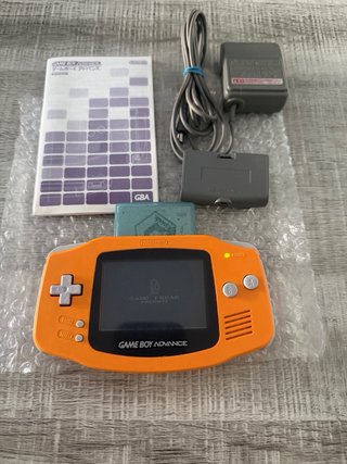 Game Boy Advance Naranja + Accesorios
