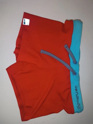 Costume bimbo 6 anni rosso e turchese