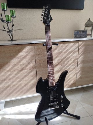 Guitarra Eléctrica + Amplificador