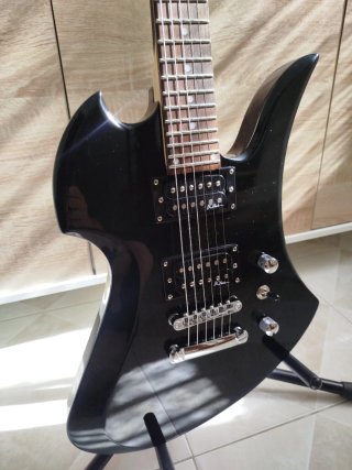 Guitarra Eléctrica + Amplificador