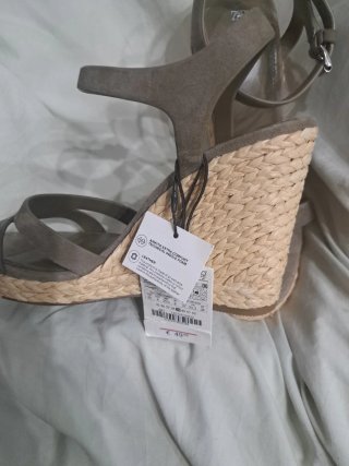Sandalias Zara Verde Oliva Talla 39