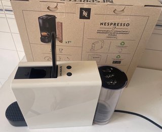 Cafetera Nespresso Essenza Mini Blanca