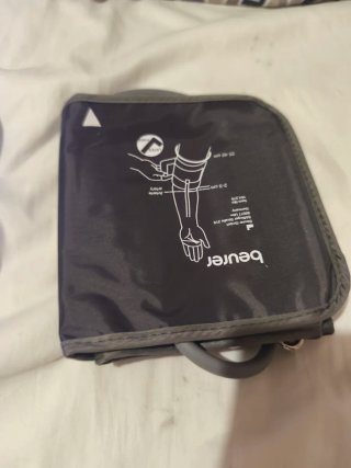 Tensiómetro digital con estuche