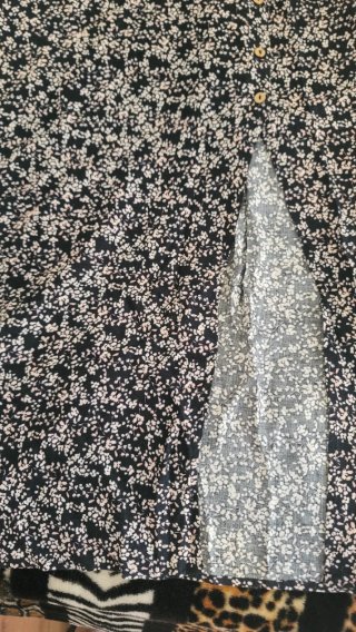Falda midi Pull&Bear estampada flores