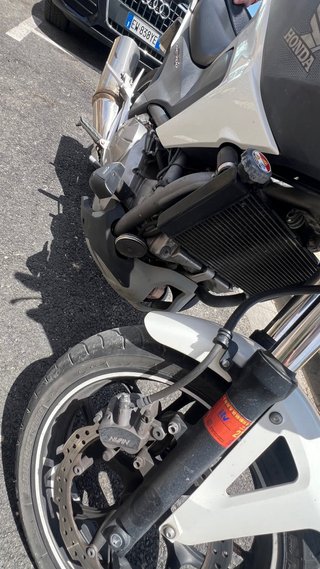 Honda NC 700 X Blanca y Negra