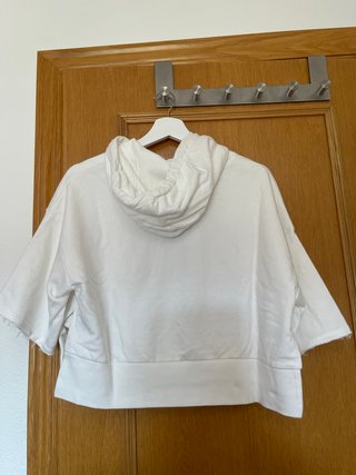 C2: Sudadera Bershka Talla S
