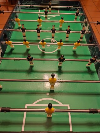 Mesa Multijuegos: Billar, Futbolín y Bolos