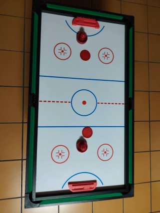 Mesa Multijuegos: Billar, Futbolín y Bolos