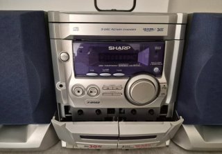Minicadena Sharp 3 CDs Radio Cassette doble