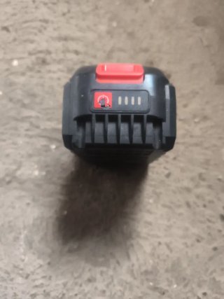 Taladro a batería Aeg