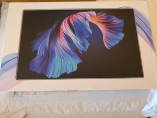 Tablet 11" Android 13 tastiera e cuffie Bluetooth