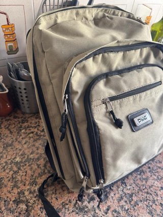 Mochila DHG Beige y Negra