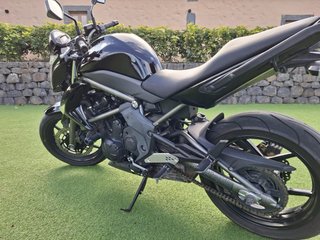 Kawasaki Er6N Negra