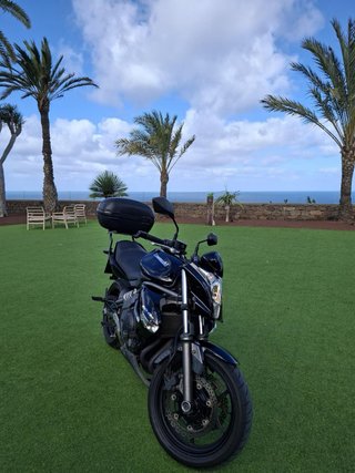 Kawasaki Er6N Negra