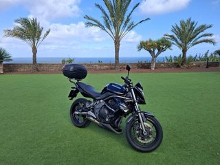 Kawasaki Er6N Negra