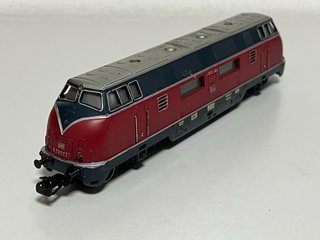 Locomotora V200 DB Märklín H0.