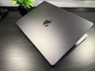 Macbook Pro M3 PRO / 100% / Excelente estado