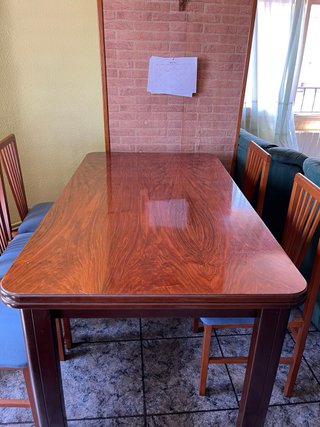 Mesa extensible 3m de comedor y 5 sillas de madera