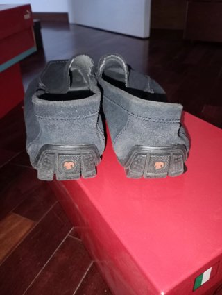 Scarpe uomo grigie scamosciate