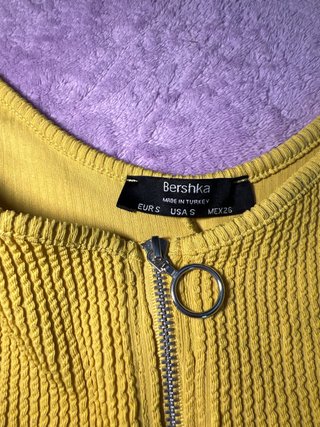 Vestido Bershka amarillo cremallera