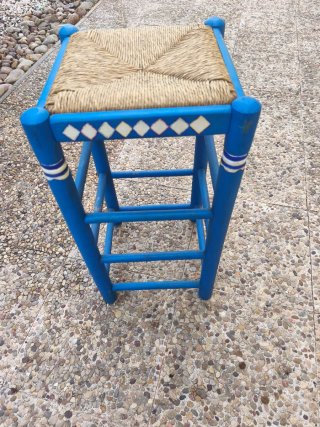 Taburete madera y anea vintage azul