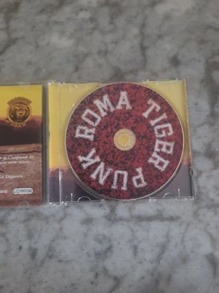 CD Bronson Roma Tiger Punk