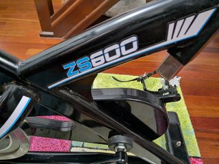 Bicicleta Indoor BH ZS600