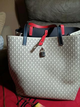 Bolso CH Matryoshka Locked Beige/Rojo, Azul.