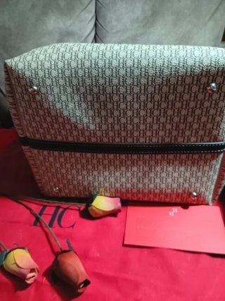 Bolso CH Matryoshka Locked Beige/Rojo, Azul.