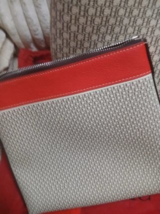 Bolso CH Matryoshka Locked Beige/Rojo, Azul.