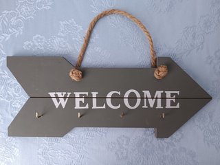 Cuelgallaves Welcome de madera