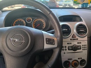 corsa opel 2012