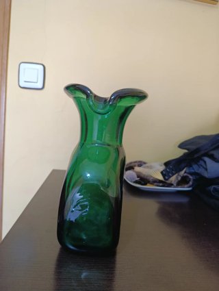 Jarrón de cristal hecho a mano