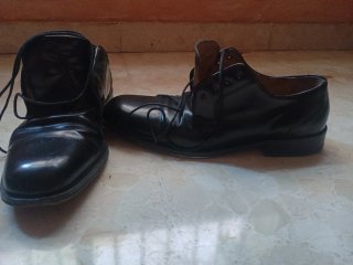 Zapatos Martinelli de vestir negros