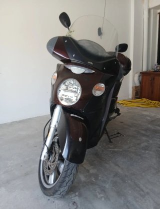 Aprilia Scarabeo 500 Maxi Scooter