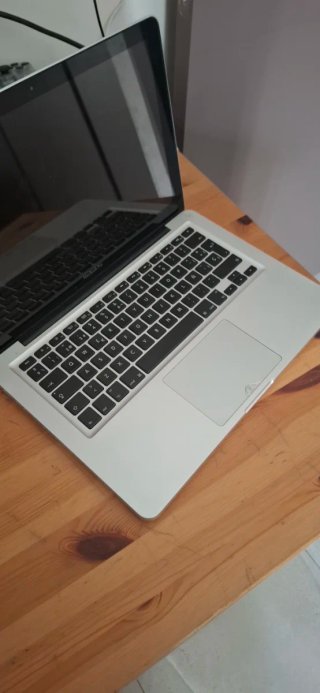 Portátil Apple Plata