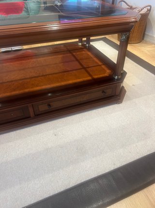 Mesa centro cristal y madera