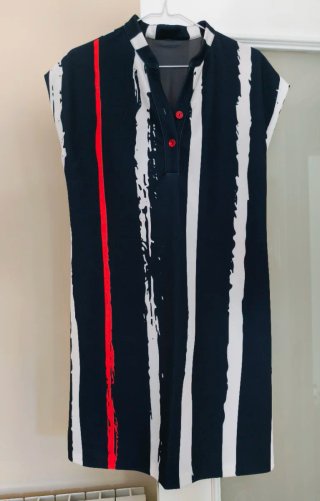 Vestido rayas negro, blanco y rojo
