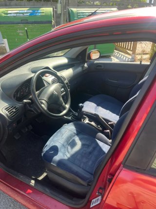 Peugeot 206 2002