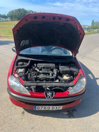 Peugeot 206 2002