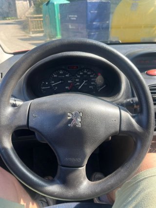 Peugeot 206 2002