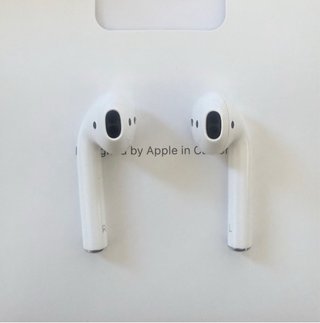Apple AirPods 2