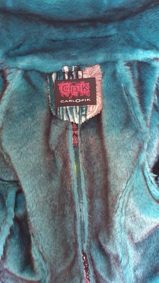Chaquetón estampado con pelo