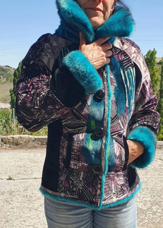 Chaquetón estampado con pelo