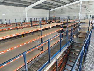 Estanterías Metálicas Mecalux Pasillo Elevado